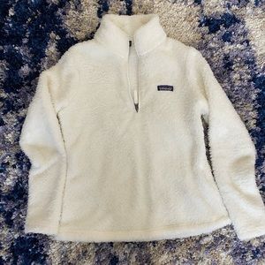 White Patagonia 3/4 zip